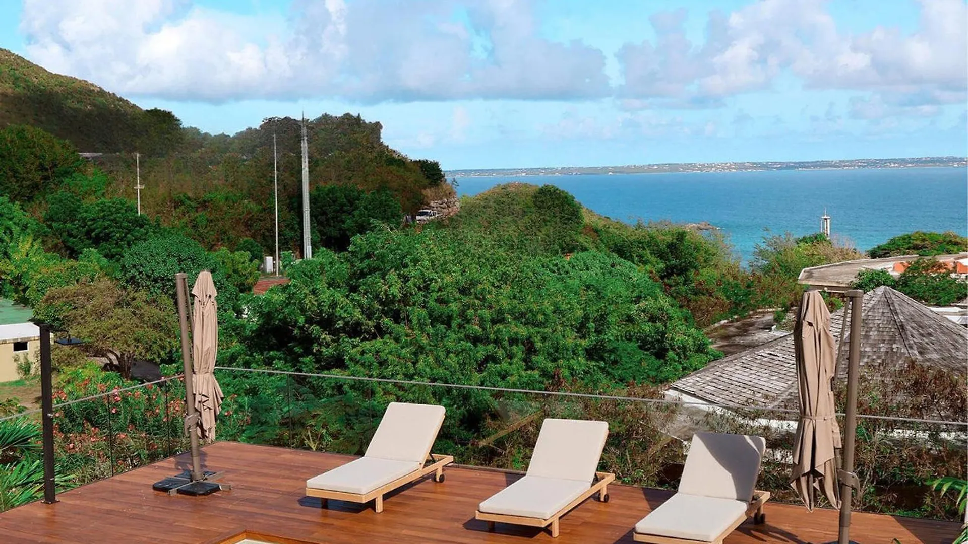 Saint-Martin: Appart Luxueux 2 Niveaux Avec Terrasse, Piscine, Connexion Fibre Et Climatisation - Fr-1-734-69 ماريجوت شقة