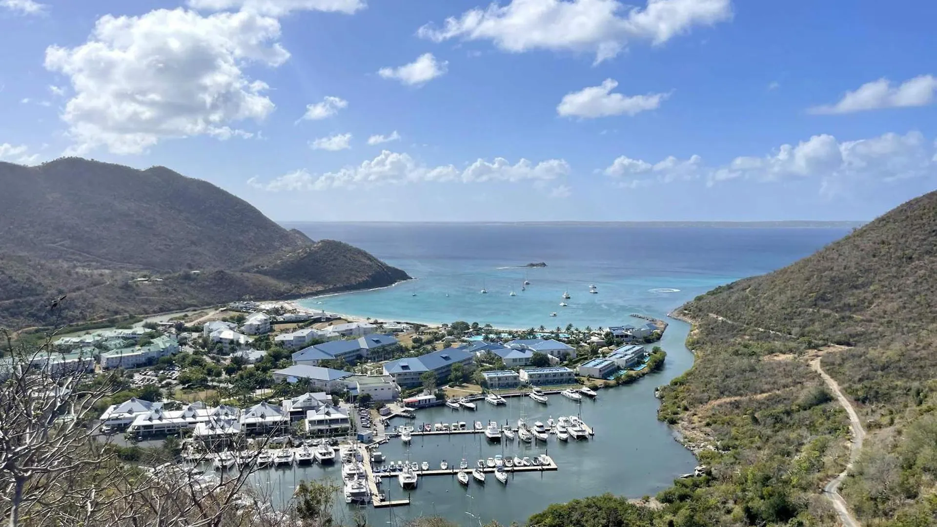 Saint-Martin: Appart Luxueux 2 Niveaux Avec Terrasse, Piscine, Connexion Fibre Et Climatisation - Fr-1-734-69 Marigot  Sint Maarten/Saint Martin